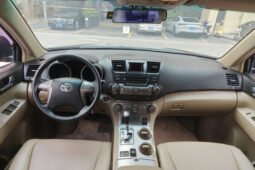
										2009 Toyota Highlander 2.7L 7-Seater Luxury 176k km Used SUV for Sale full									