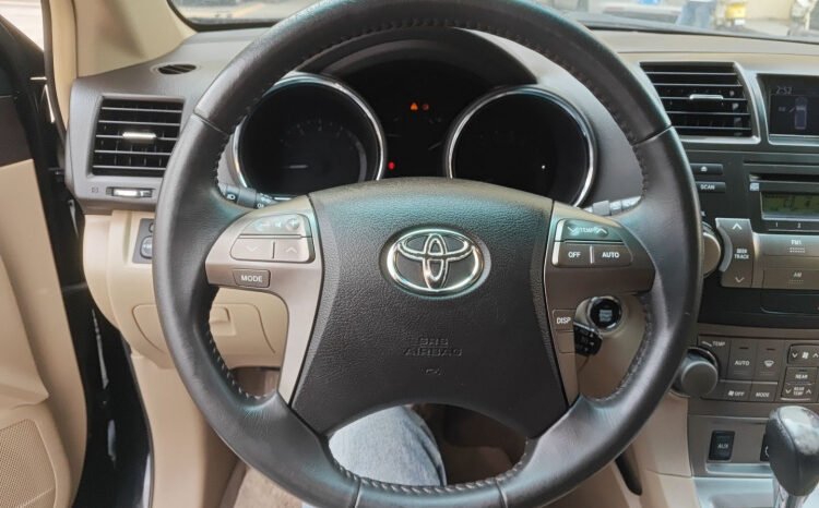 
								2009 Toyota Highlander 2.7L 7-Seater Luxury 176k km Used SUV for Sale full									