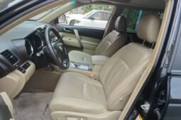 
										2009 Toyota Highlander 2.7L 7-Seater Luxury 176k km Used SUV for Sale full									
