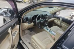 
										2009 Toyota Highlander 2.7L 7-Seater Luxury 176k km Used SUV for Sale full									
