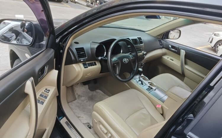 
								2009 Toyota Highlander 2.7L 7-Seater Luxury 176k km Used SUV for Sale full									