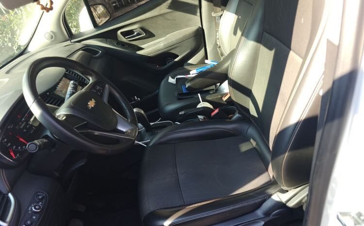 
								2017 Chevrolet Trax 1.4T Auto 2WD Luxury 212,500 km Used SUV for Sale full									
