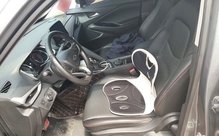 
								2018 Chevrolet Volando Redline 530T Auto 5+2 Seater 148,500 km Used MPV for Sale full									