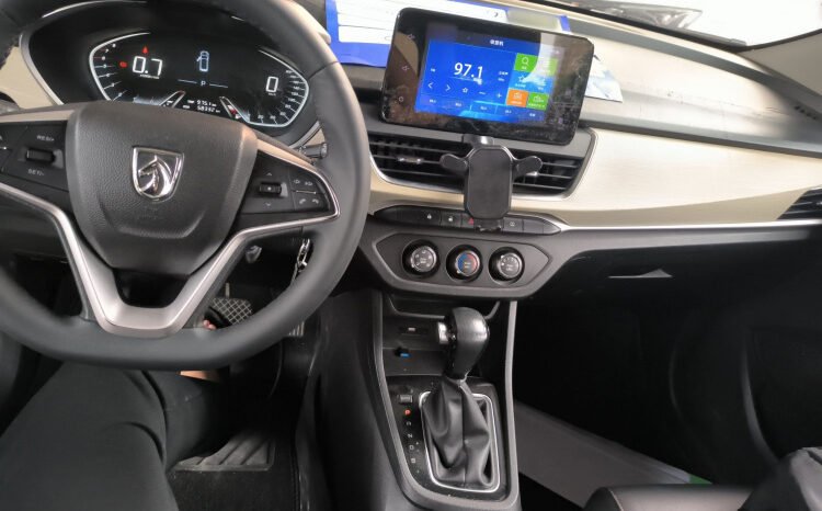 
								2019 Baojun 360 1.5L CVT Elite 58,300 km Used 6-Seater MPV for Sale full									