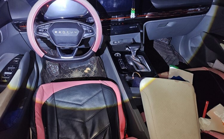 
								2019 Baojun RC-6 1.5T CVT 24h Online Luxury 49,400 km Used Sedan for Sale full									