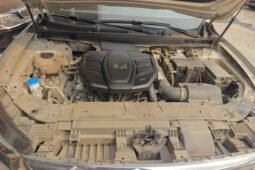 
										2019 Hongqi HS5 2.0T Zhilian Qixiang 4WD 111,800 km Used SUV for Sale full									
