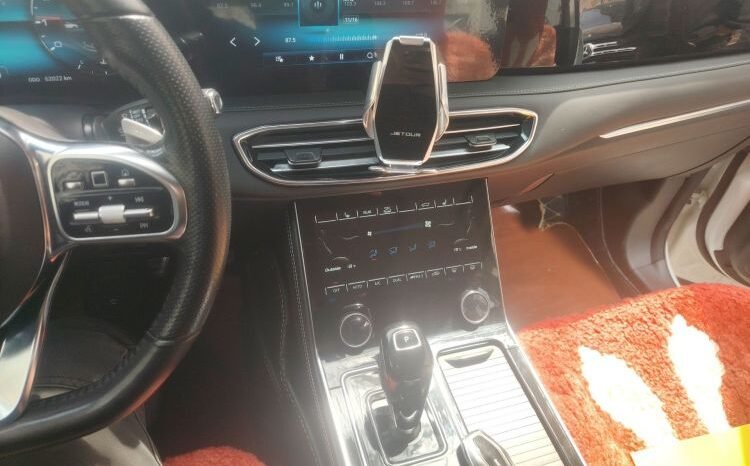 
								2020 Jetour X95 1.6T DCT Discovery Pro 6-Seater 62,000 km Used SUV for Sale full									