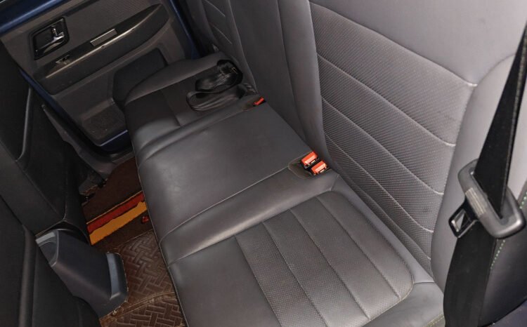 
								2021 Wuling ZhengTu 1.5L Pioneer LAR 31,300 km Used Pickup Truck for Sale full									