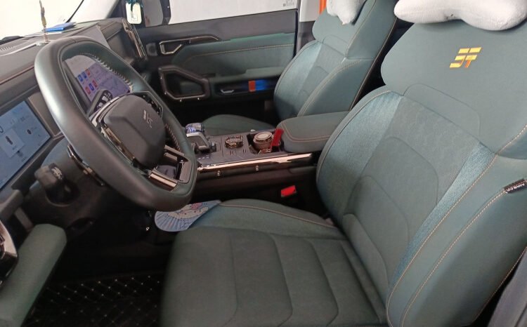 
								2023 Jetour Traveler 2.0T 4WD Conquest 26,400 km Like New Off-Road SUV for Sale full									