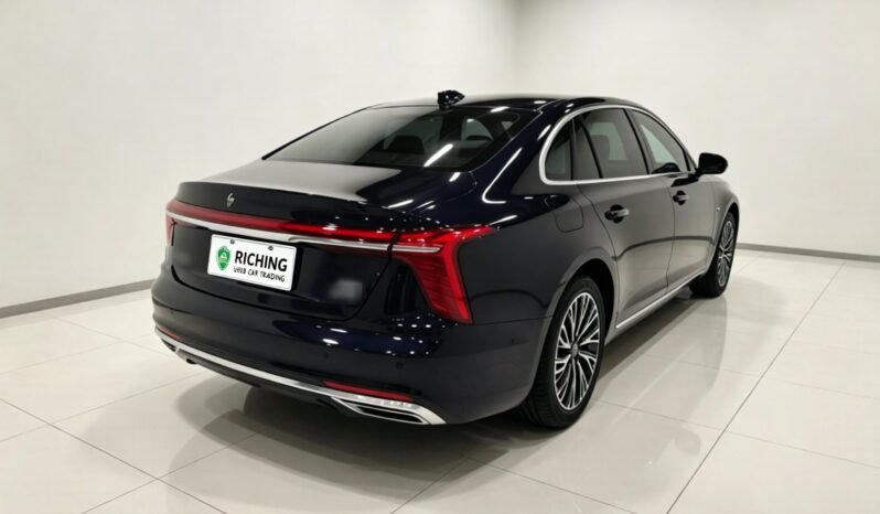 
								2024 Hongqi H5 2.0T Auto Zhilian Qichang Edition 70,900 km Used Sedan for Sale full									