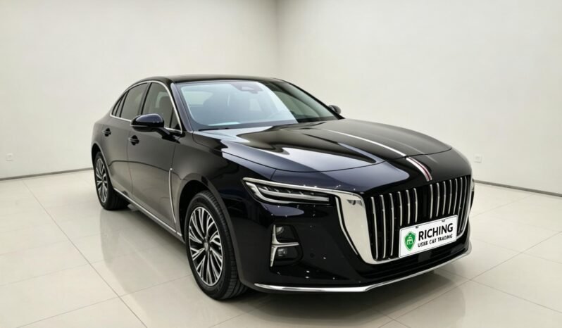 2024 Hongqi H5 2.0T Auto Zhilian Qichang Edition 70,900 km Used Sedan for Sale (1)