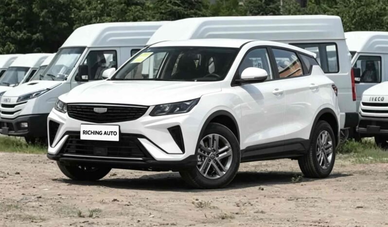 2025 Geely Binyue 1.5L Manual Super Edition grey subcompact SUV front three-quarter view