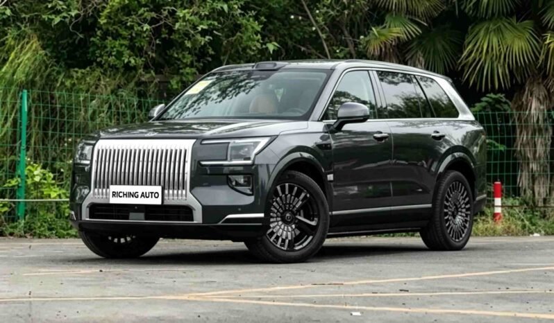 2025 ZEEKR 9X Max Edition 55kWh black flagship plug-in hybrid SUV front three quarter view