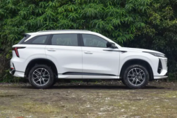 
										2026 Changan CS75 PLUS Smart Champion Edition 1.5T – White – 192HP – 8-Speed Auto – 5-Seater SUV full									