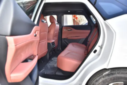 
										2026 Changan UNI-Z PHEV Smart New Blue Whale 130km Excellence Edition – White – 7.4s 0-100km/h – Plug-in Hybrid SUV full									