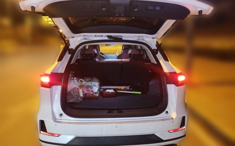 
								Changan CS55 PLUS 2024 3rd Gen 1.5T DCT Excellence Edition – White SUV full									