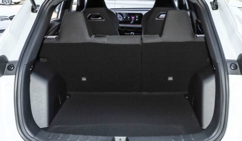 
								2026 Changan X5 PLUS 1.5L Manual Luxury Edition – White – 110HP – 5-Speed MT – 5-Seater Compact SUV full									
