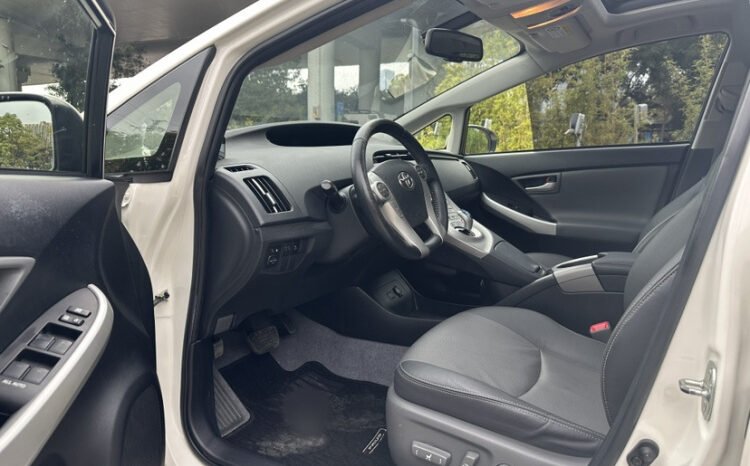 
								Used 2012 Toyota Prius 1.8L Luxury Advanced | Hybrid For Export full									