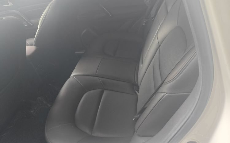
								Used 2017 GAC Trumpchi GS4 235T MT Luxury 2WD | For Export full									