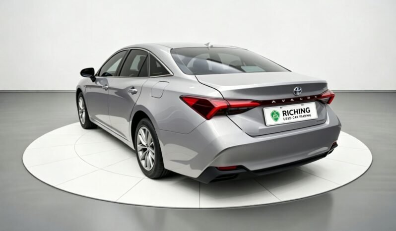 
								Used 2019 Toyota Avalon Hybrid 2.5L Luxury | China VI | For Export full									