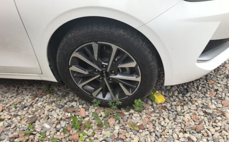 
								Used 2021 Kia K3 1.5L CVT – 77.2k km, Budget-Friendly Compact Sedan full									