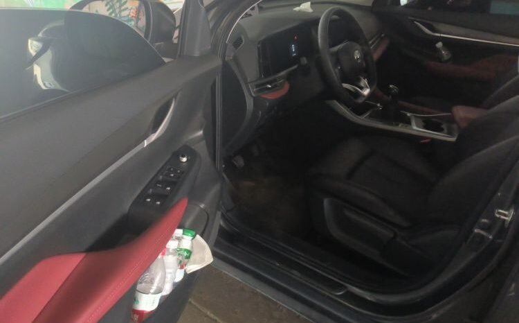 
								Used 2022 Changan CS55PLUS Blue Whale 1.5T MT Luxury  For Export full									