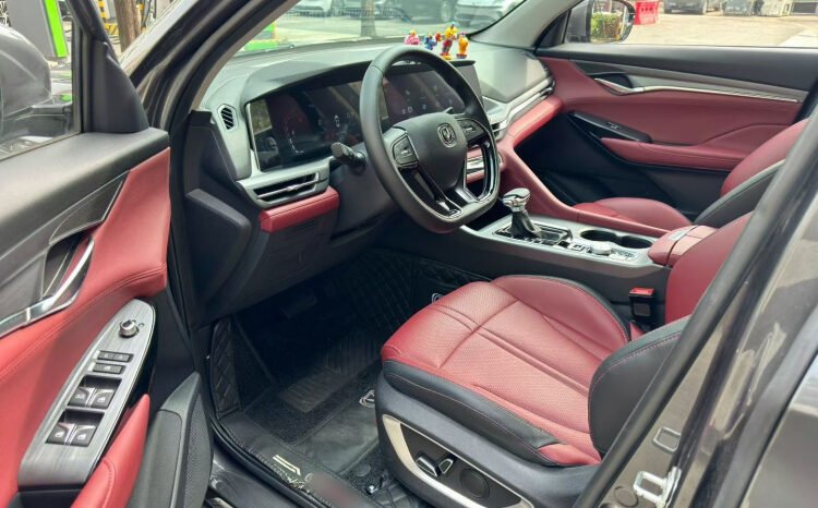 
								Used 2022 Changan CS75 PLUS Classic 1.5T AT Pioneer  For Export full									