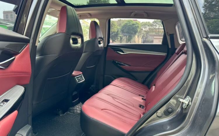 
								Used 2022 Changan CS75 PLUS Classic 1.5T AT Pioneer  For Export full									