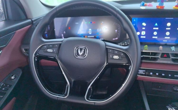 
								Used 2022 Changan CS75 PLUS Classic 1.5T AT Pioneer  For Export full									