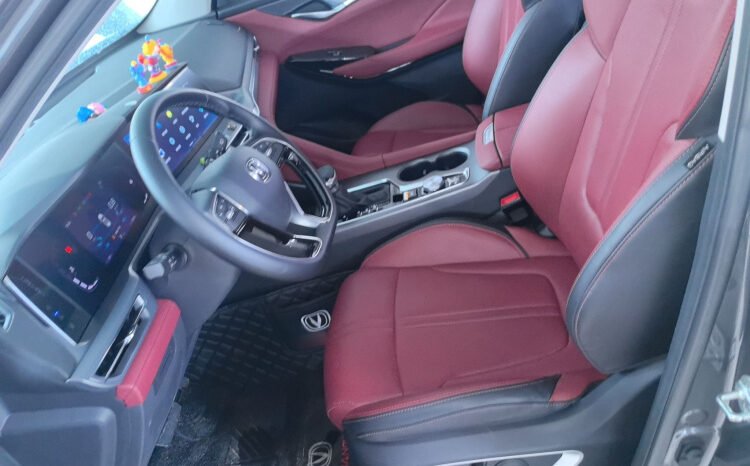 
								Used 2022 Changan CS75 PLUS Classic 1.5T AT Pioneer  For Export full									