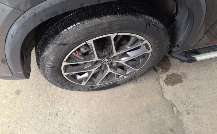 
								Used 2022 Changan CS75 PLUS Classic 1.5T AT Pioneer  For Export full									