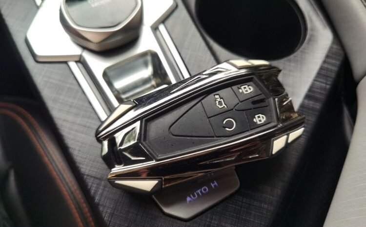 
								Used 2022 Changan UNI-V 1.5T Premium | For Export full									