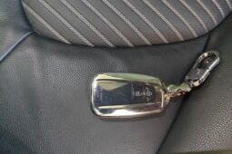 
										Toyota Crown Kluger 2023 2.5L HEV 4WD Luxury Edition full									