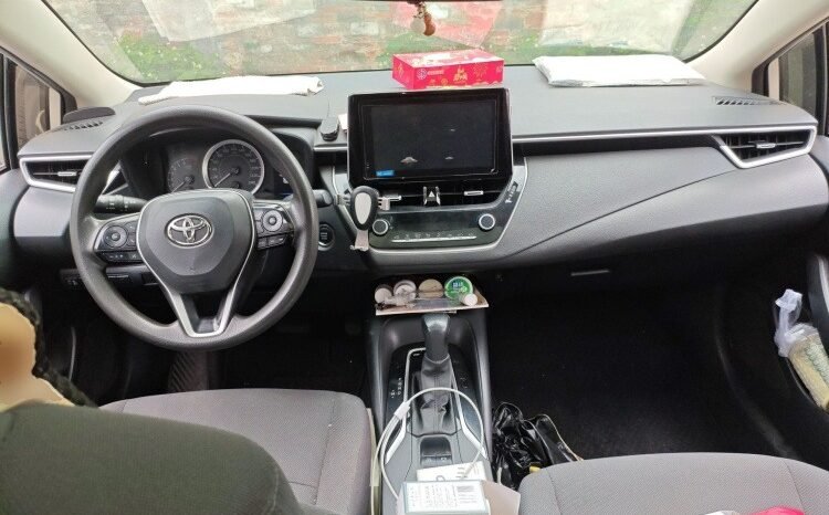 
								Toyota Corolla 2021 1.5L Elite Edition – White Sedan full									