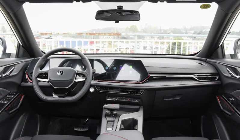 
								2025 Changan X5 PLUS 1.5T DCT High-Energy Edition – New Gasoline SUV for Export full									