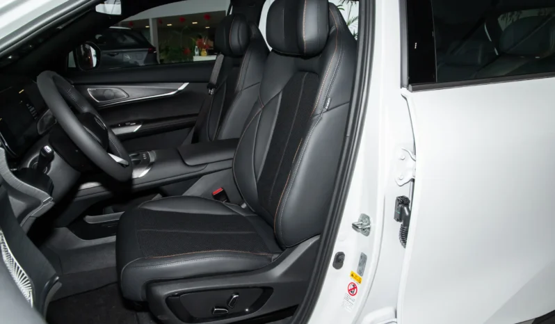 
								2026 Changan CS75 PLUS 1.5T Flagship Edition – New Gasoline SUV for Export full									