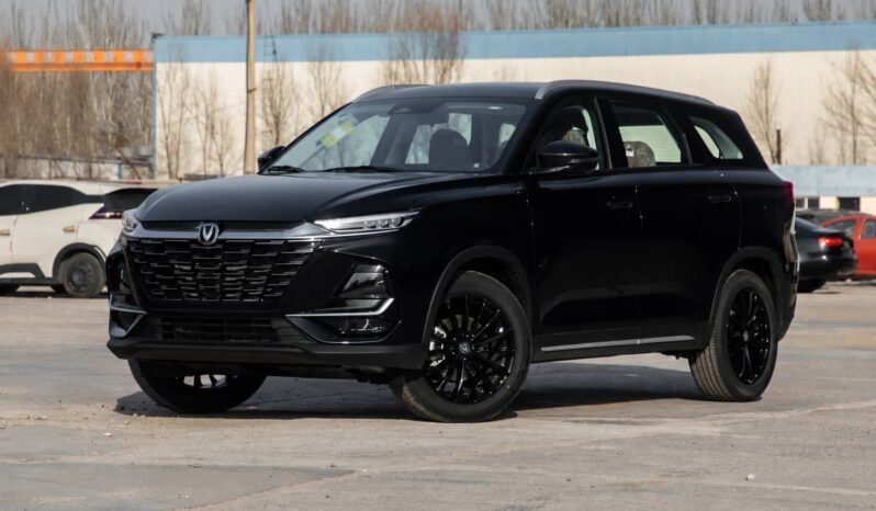 Black 2026 Changan CS75 PRO 1.5T DCT Lexiang 7-seater SUV shown from front three quarter angle