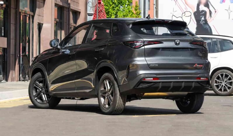 
								2026 Changan X5 PLUS 1.5L MT Luxury Edition – New Manual Gasoline SUV for Export full									