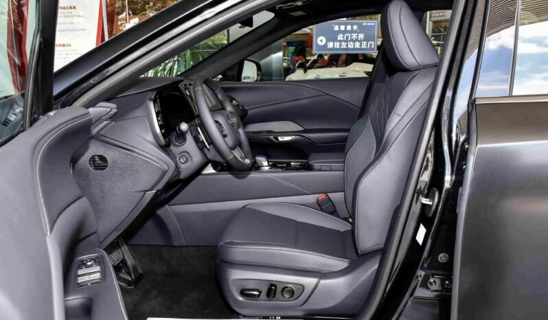 
								Lexus RX300 New SUV for Export from China – Silver full									