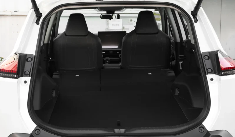 
								2026 Toyota RAV4 2.0L 2WD Luxury Edition – New Gasoline SUV for Export full									